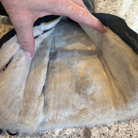 Clark’s‎ Women’s Mid Calf Black Mazlyn Mill Faux Fur Lined Winter Boots-Size 7M - Picture 8 of 10